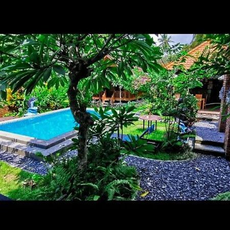Halumba Eco Villa Bali Теджакула Екстериор снимка